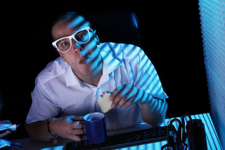 Illustration for article titled Fake Gamer Of The Week: My Supah Glahsses Make Me Supah Fantastich At Video Games